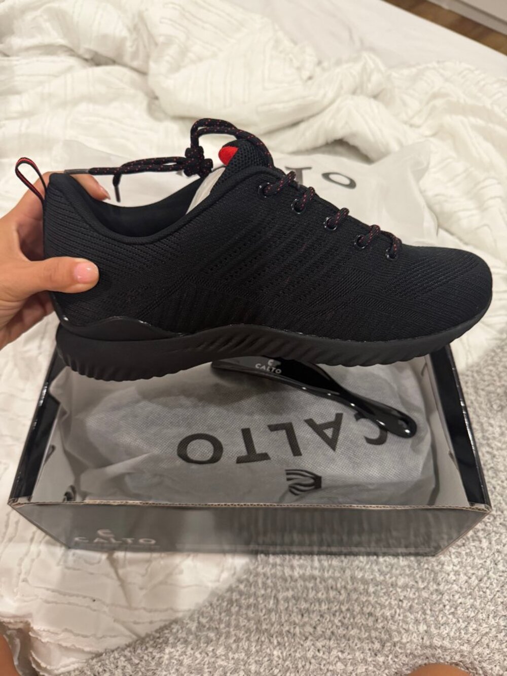 CALTO Q211 Men's 2.6" Elevator Sneakers Black Red Size 10